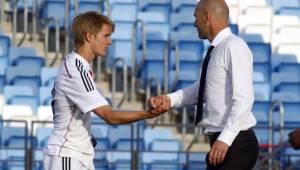 Odegaard ya fue dirigido por Zidane en el Real Madrid Castilla.